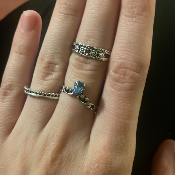 Silver ring - Picture 5 of 9